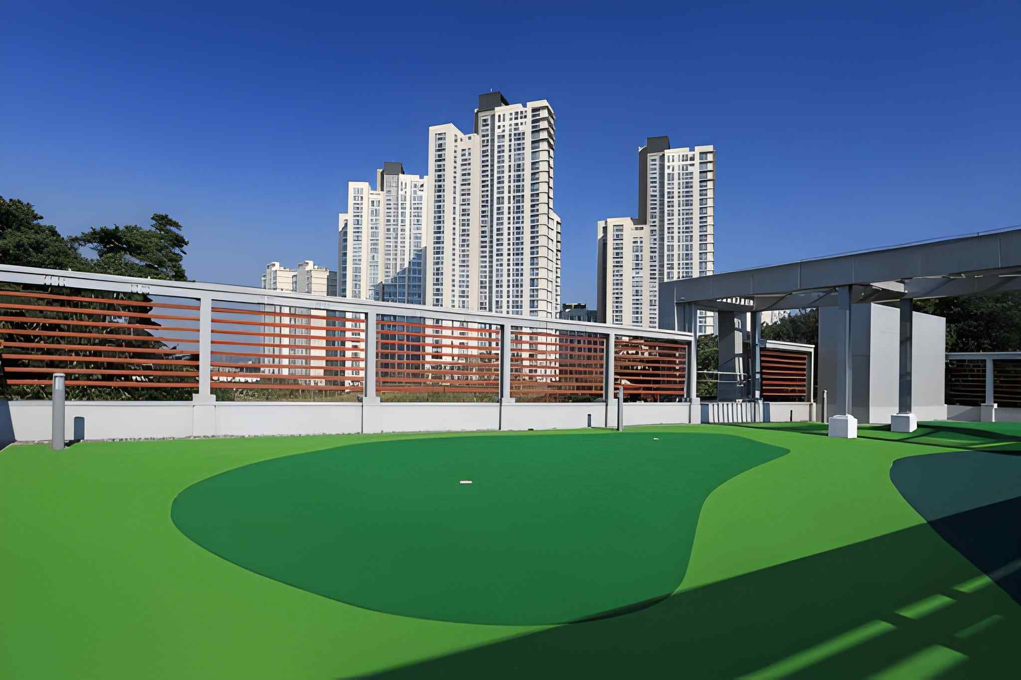 Turf for Rooftops, Decks & Balconies 2