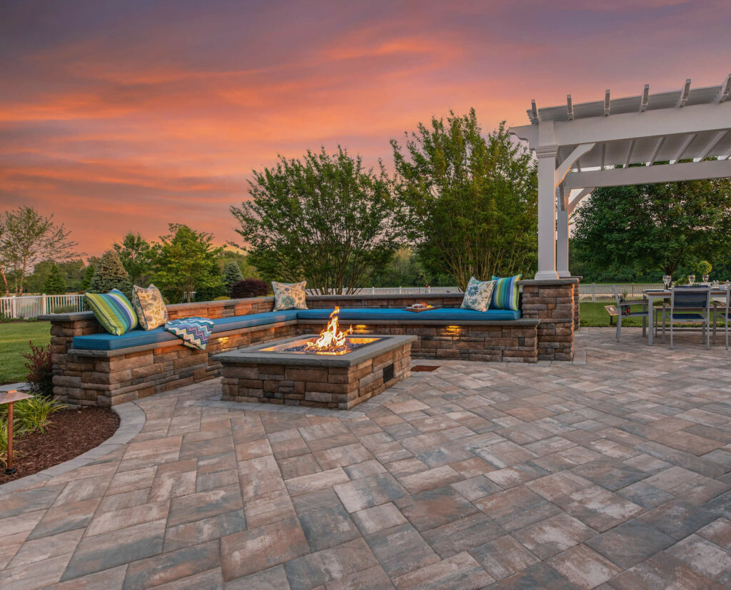 Las Vegas backyard turf design with fire pit patio and artificial lawn